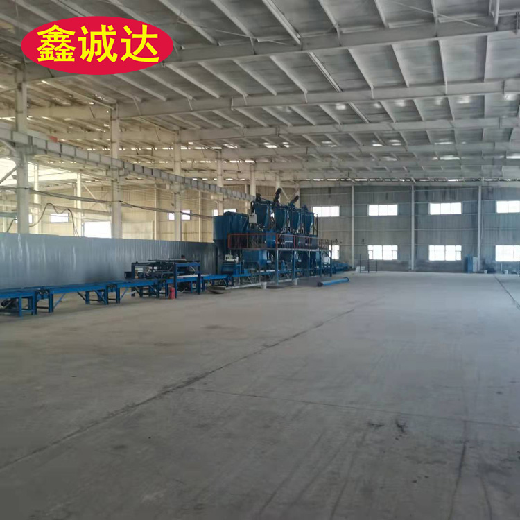 鑫诚达砂浆水泥防火岩棉复合保温板设备免费安装调试