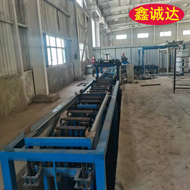 鑫诚达砂浆水泥防火岩棉复合保温板设备视频