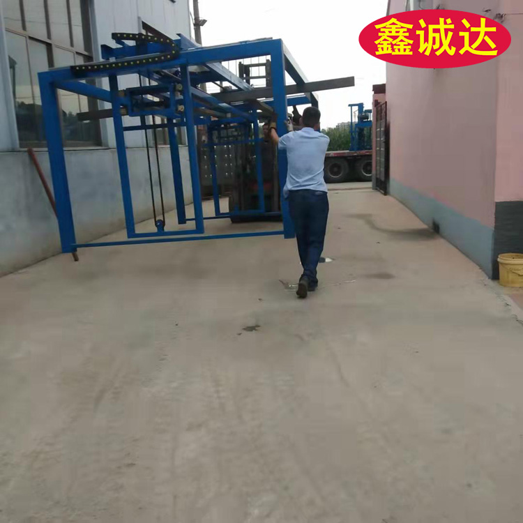 鑫诚达两面砂浆水泥复合板生产线安装视频