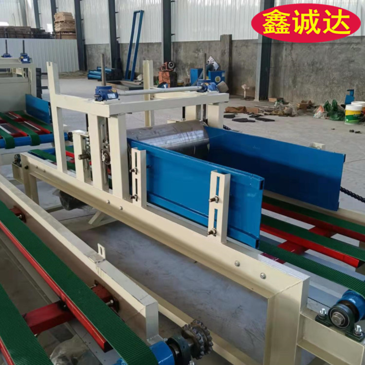 鑫诚达水泥砂浆抹面免拆一体化复合模板设备免费安装调试