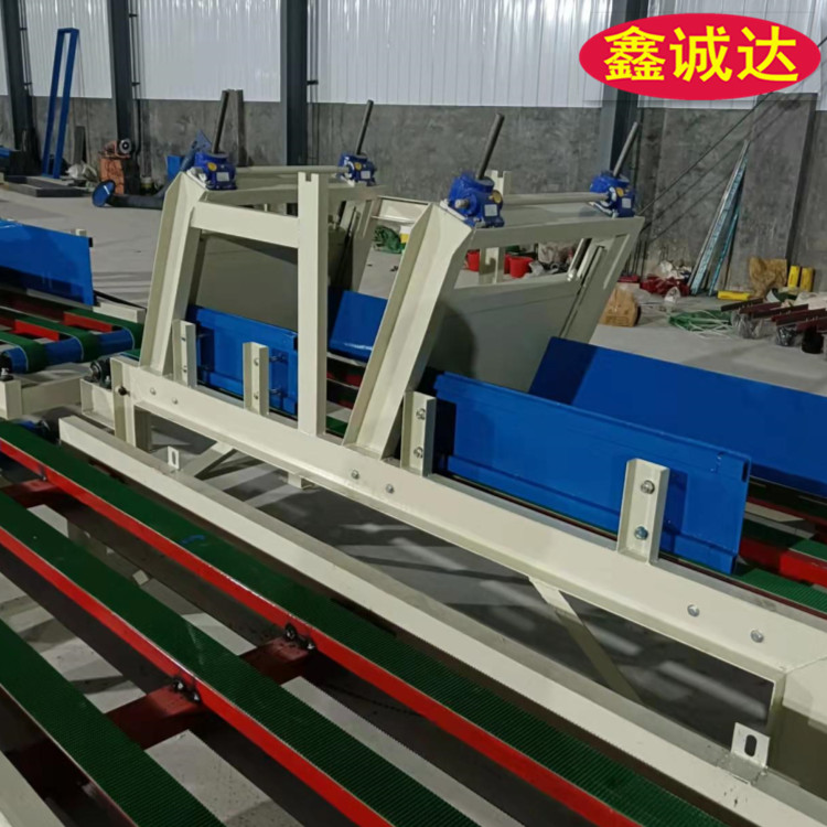 鑫诚达水泥砂浆抹面免拆一体化复合模板设备图片