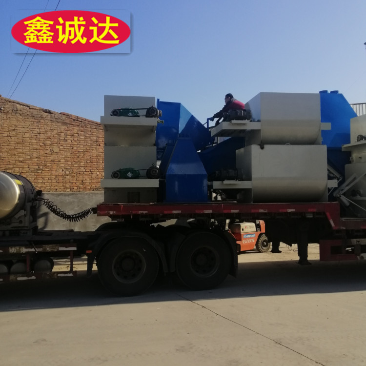 鑫诚达水泥砂浆抹面免拆一体化复合模板设备产量高