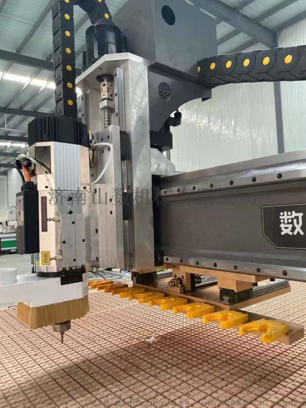 山數機械-板式傢俱生產線設備-直排加工中心_800x800.jpg