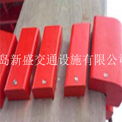 青岛新盛厂家批发桥梁防撞护栏.jpg