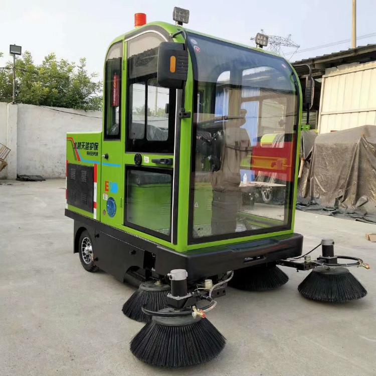 电动扫地车 (16).jpg