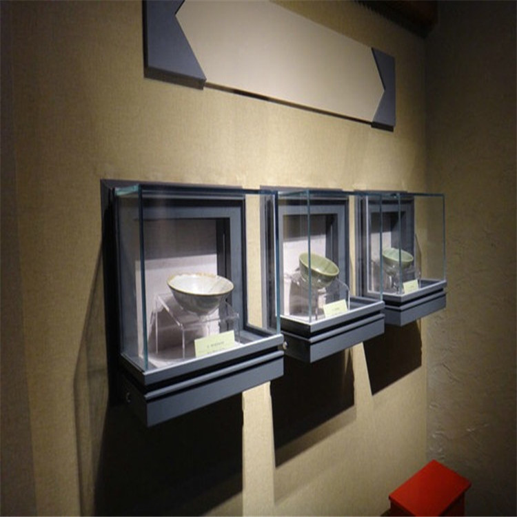 Hanging cabinet2.jpg