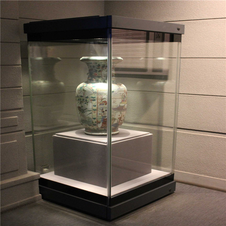 742803.jpg
