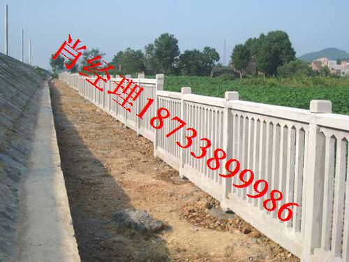 路基栅栏 (1).png