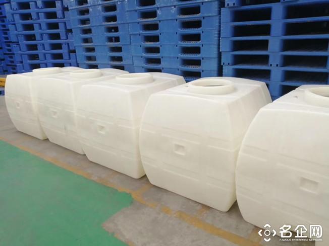 自贡市塑料立式车载水箱厂