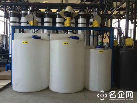 污水处理环保1000升圆柱形加药箱生产厂家